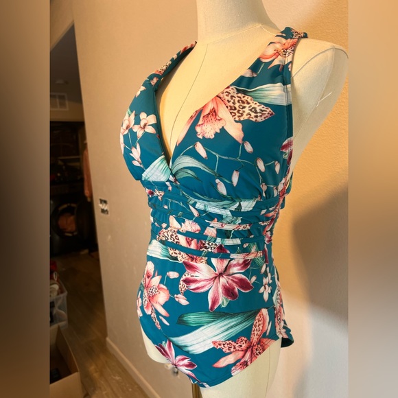 La Blanca Other - La Blanca Multi-Strap Cross-Back One Piece